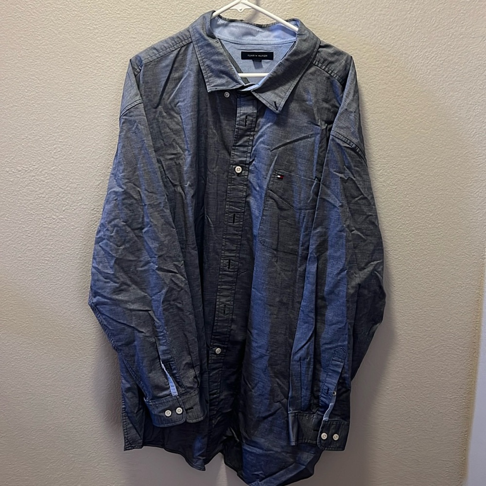 Tommy Hilfiger Long Sleeve Dress Shirt Bundle